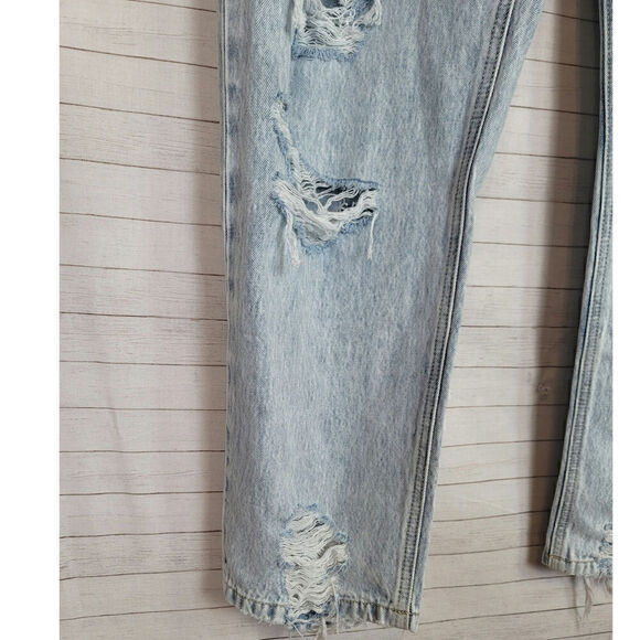 KANCAN HIGH RISE DISTRESSED BOYFRIEND LIGHT WASH JEANS, SZ 31x28 - Picture 2 of 15